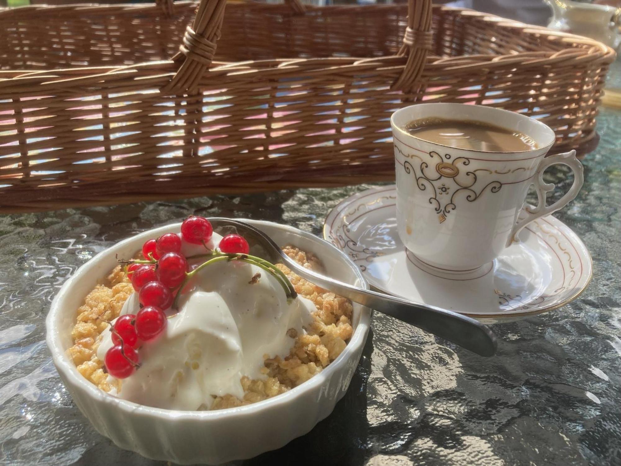 Viktors Affaershus Bed & Breakfast Atran Dış mekan fotoğraf